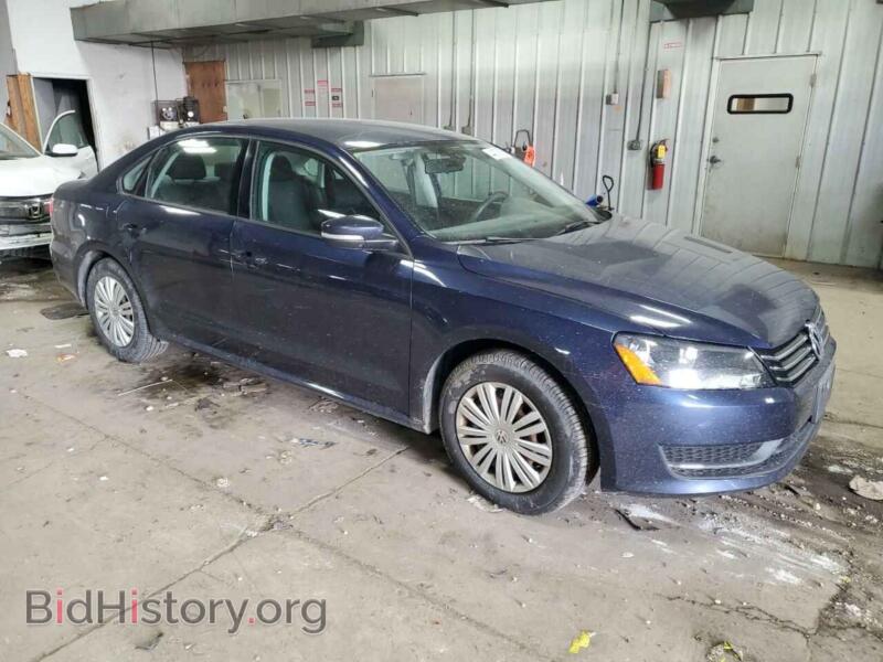 2014 Volkswagen PASSAT (VIN 1VWAT7A31EC037221) — фото 4 из 12