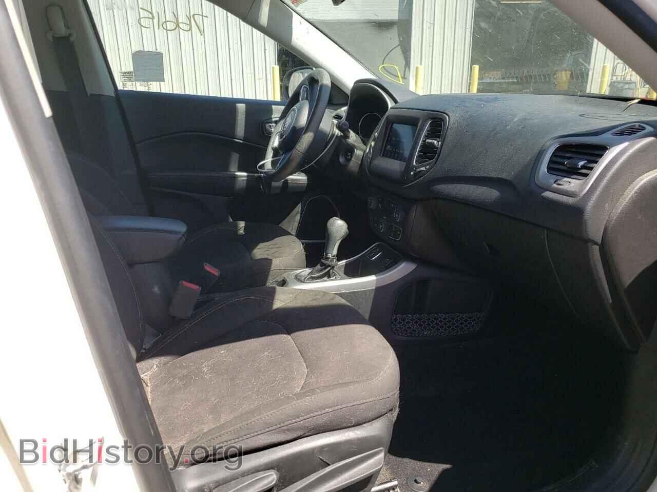 2019 JEEP COMPASS - VIN: 3C4NJCAB5KT848076 - Фото 5