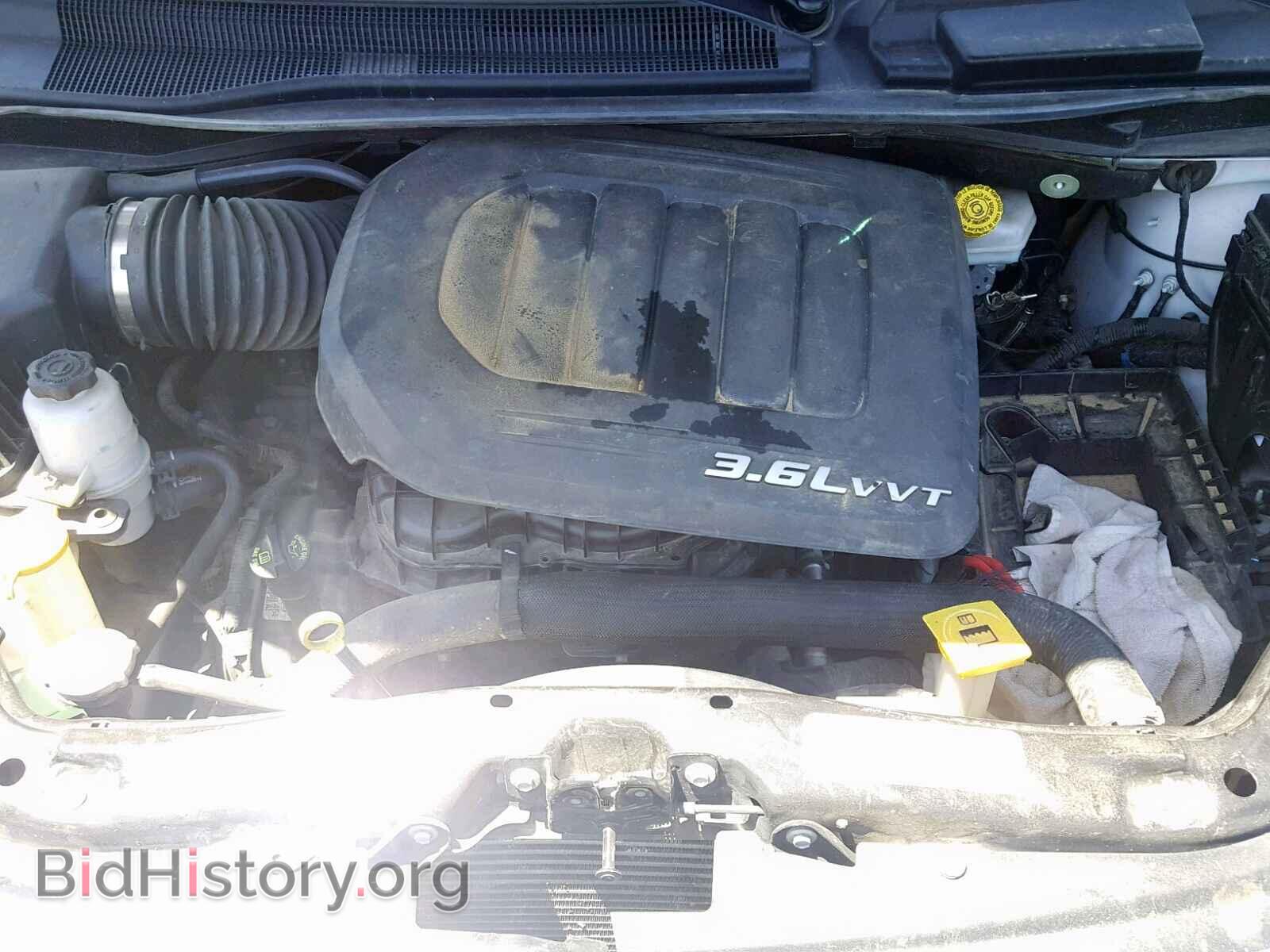 2016 CHRYSLER TOWN & COU - VIN: 2C4RC1BG9GR298529 - Фото 7