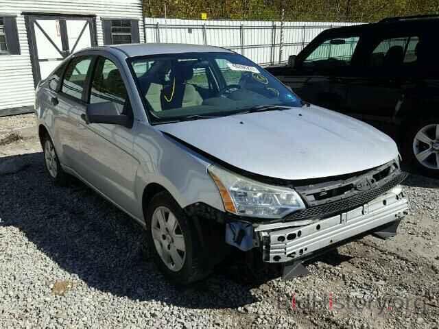 Photo 1FAHP34NX8W242623 - FORD FOCUS 2008