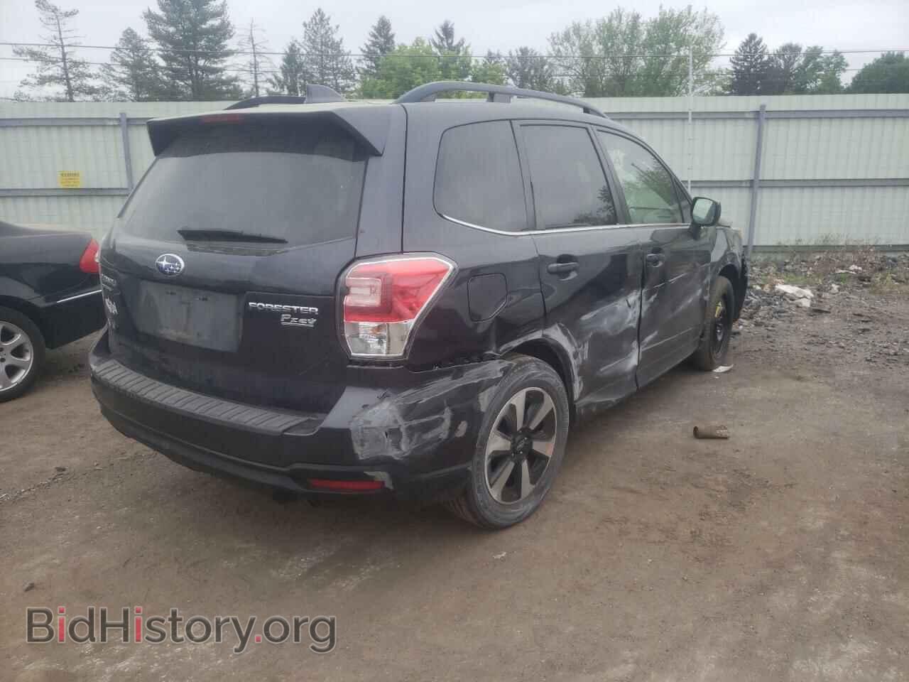2017 SUBARU FORESTER - VIN: JF2SJAJC8HH409284 - Фото 4