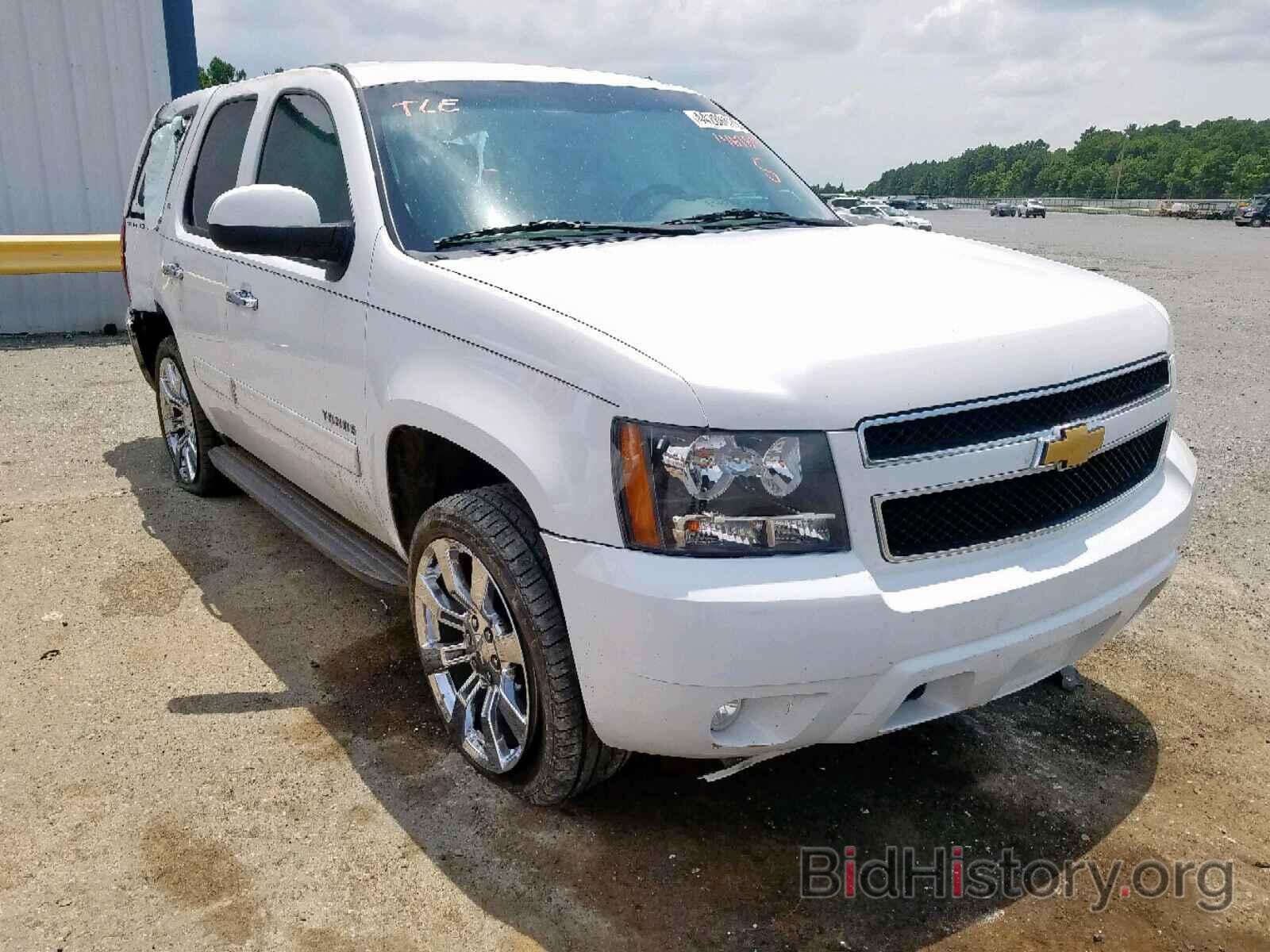 Photo 1GNSCBE02DR146784 - CHEVROLET TAHOE C150 2013