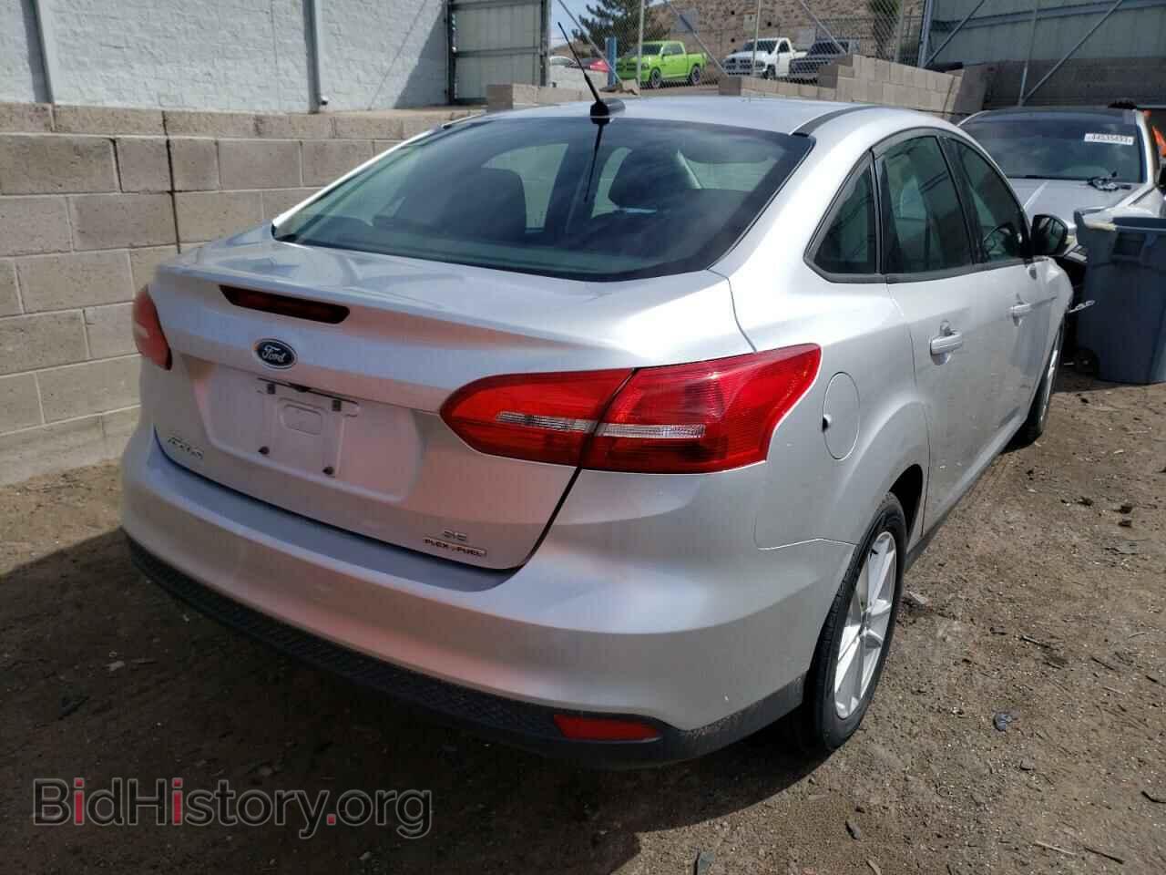 2016 FORD FOCUS - VIN: 1FADP3F2XGL326801 - Фото 3