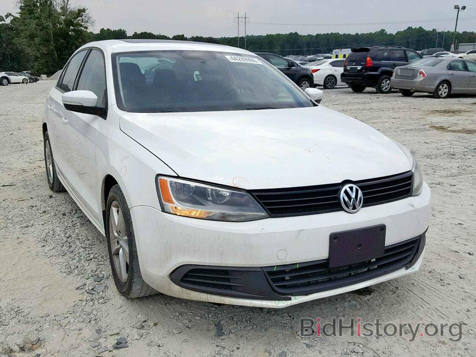 Фотография 3VW3L7AJ4BM090576 - VOLKSWAGEN JETTA 2011