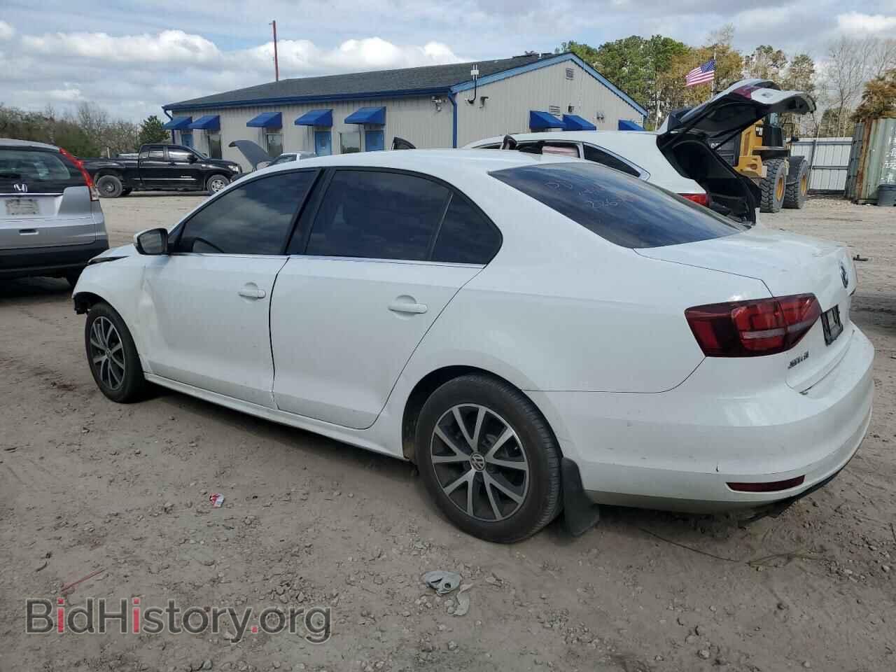 2017 VOLKSWAGEN JETTA - VIN: 3VWDB7AJ0HM226704 - Фото 2