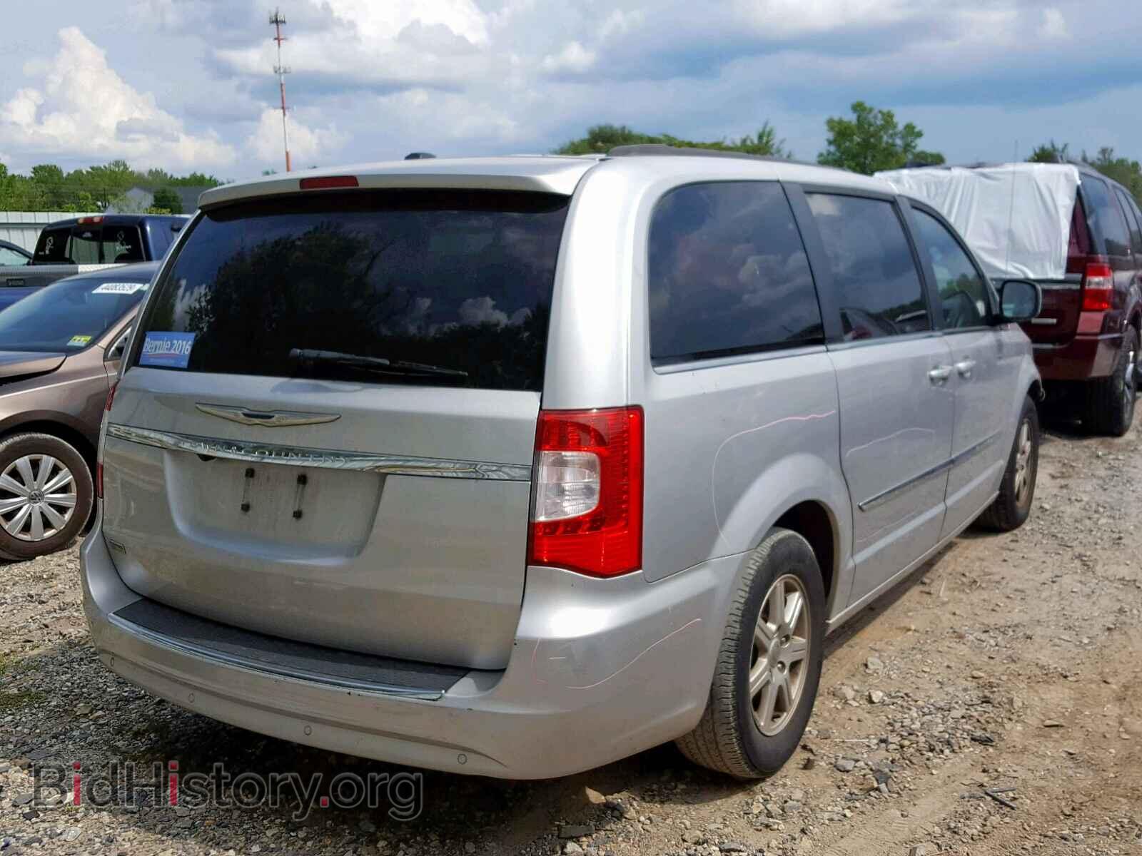 2011 CHRYSLER TOWN & COU - VIN: 2A4RR5DG1BR734764 - Фото 4