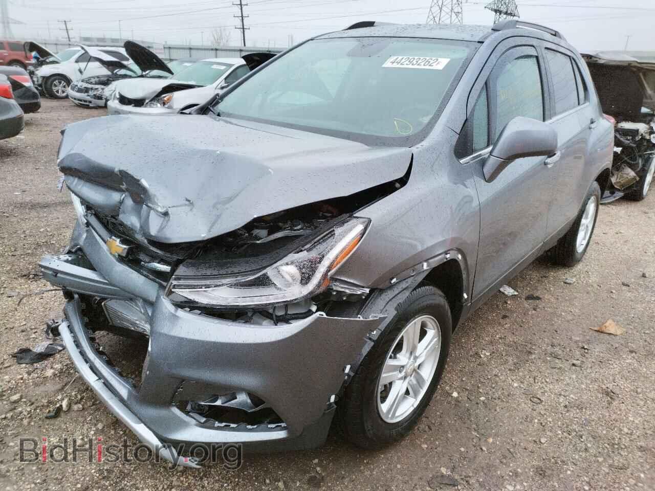 2020 CHEVROLET TRAX - VIN: 3GNCJPSB1LL321450 - Фото 2