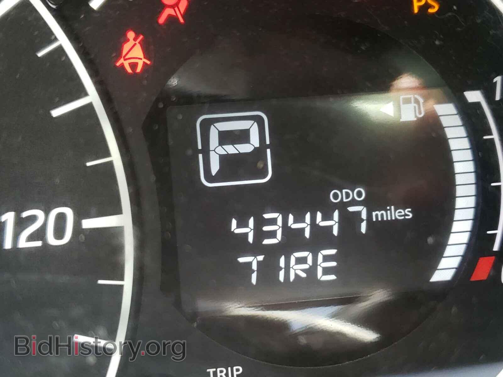 2017 NISSAN VERSA - VIN: 3N1CE2CP3HL353952 - Photo 8