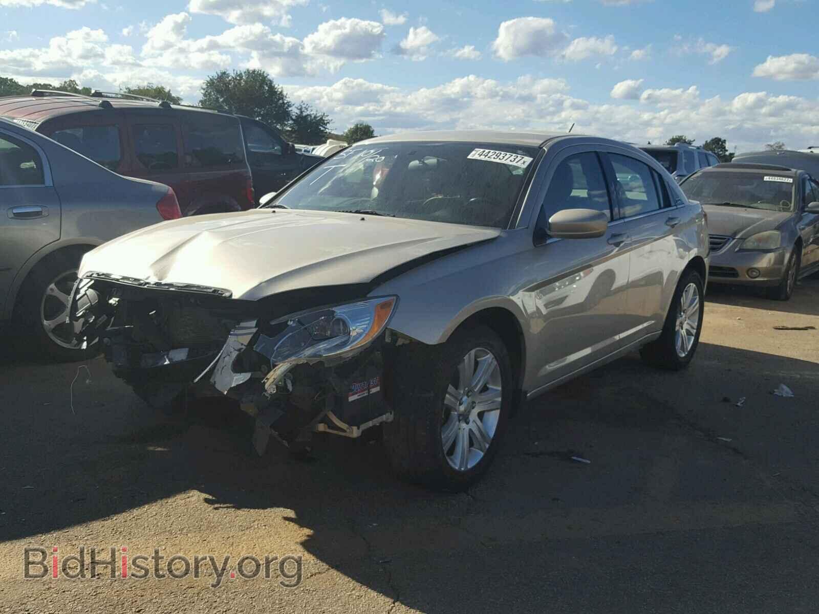 2013 CHRYSLER 200 - VIN: 1C3CCBBB7DN696321 - Photo 2