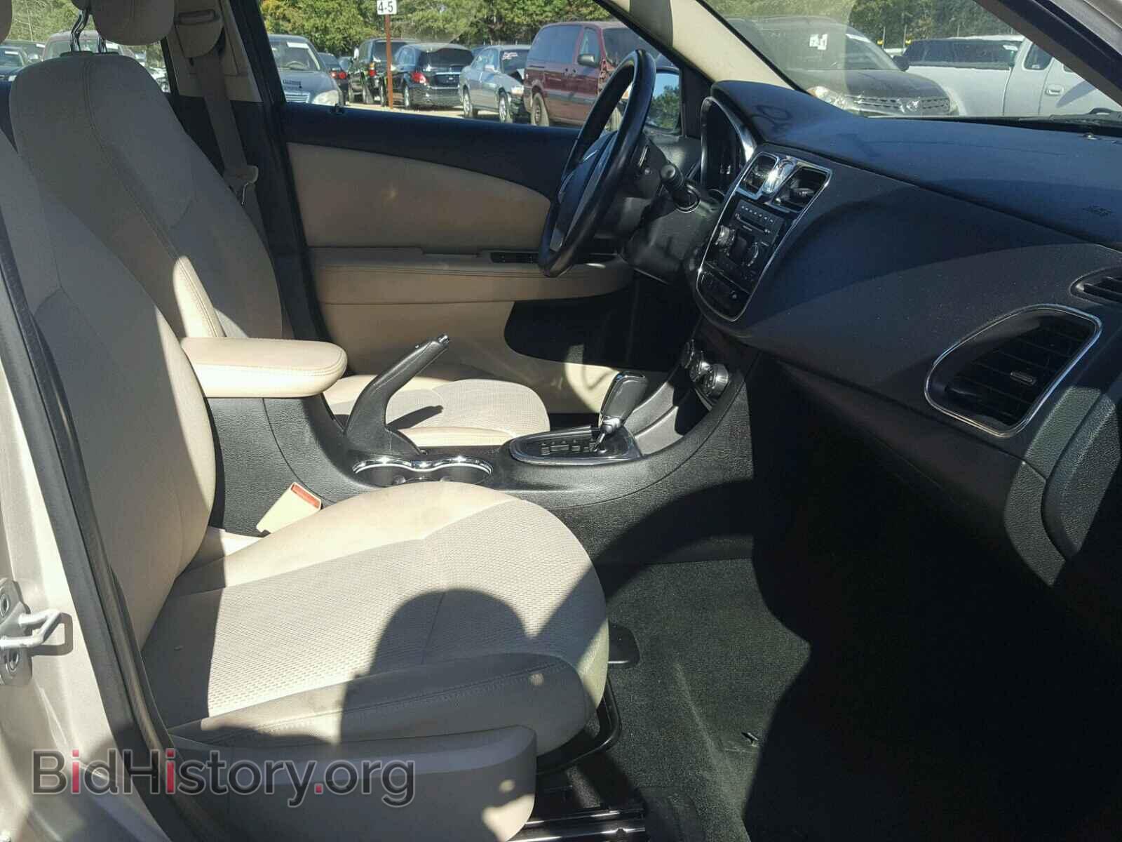 2013 CHRYSLER 200 - VIN: 1C3CCBBB7DN696321 - Photo 5
