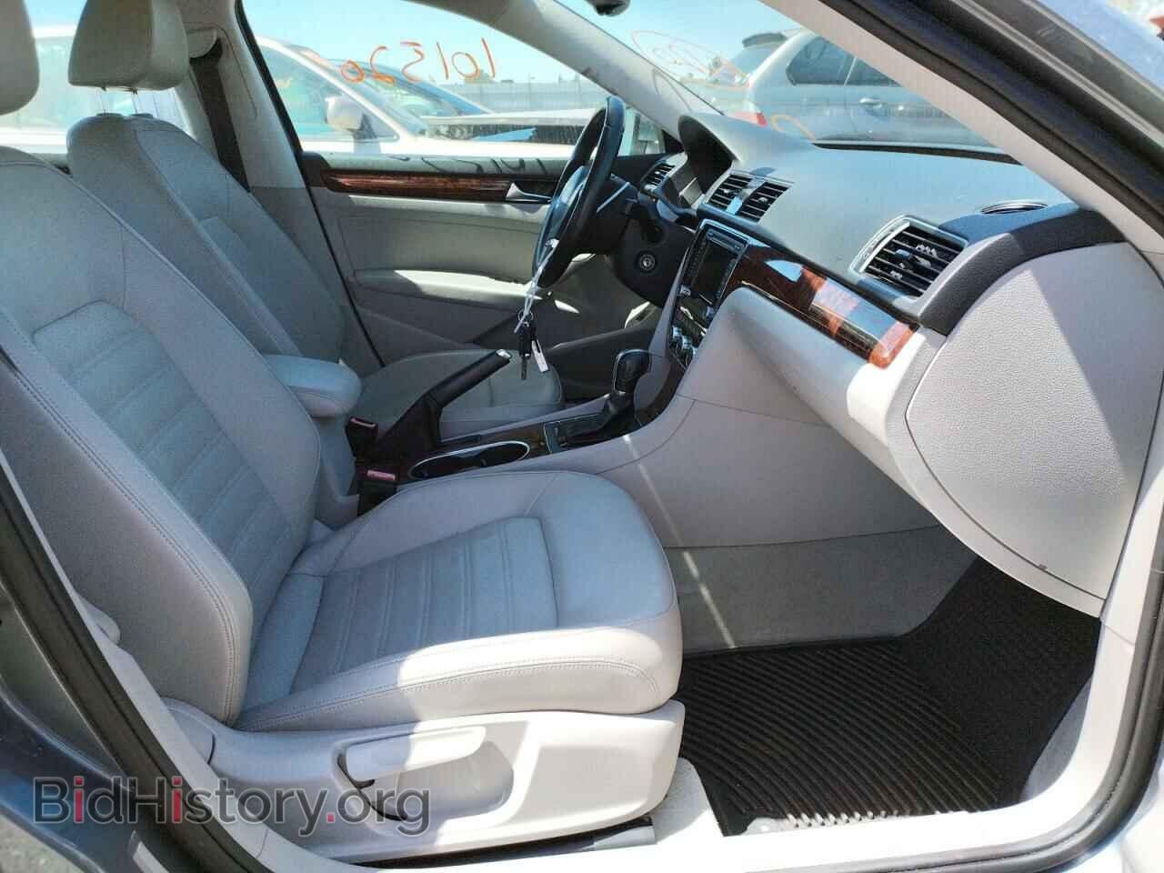 2013 VOLKSWAGEN PASSAT - VIN: 1VWCH7A32DC086405 - Фото 5
