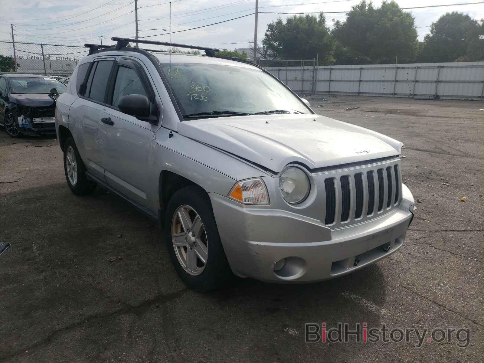 Фотография 1J8FT47W17D371246 - JEEP COMPASS 2007