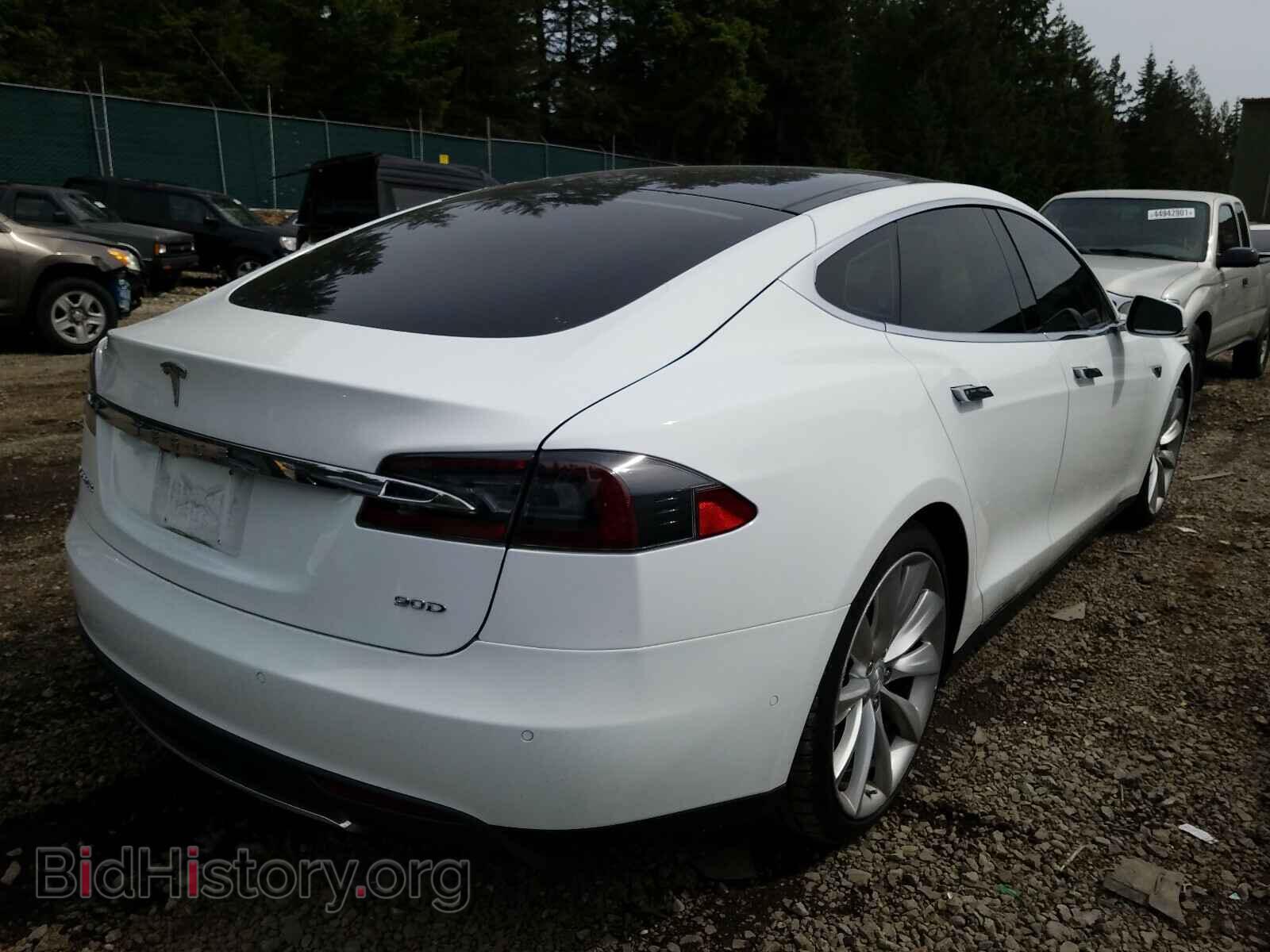 2015 TESLA MODEL S - VIN: 5YJSA1E22FF112959 - Photo 4