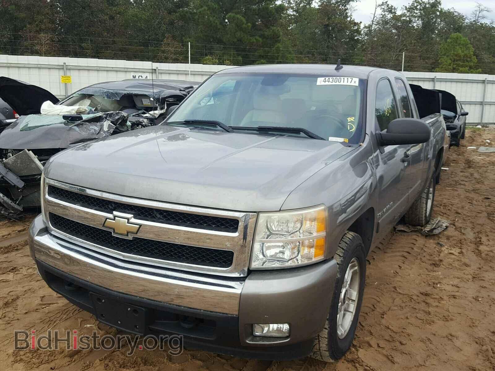 2007 CHEVROLET SILVERADO - VIN: 1GCEK19097Z552157 - Фото 2