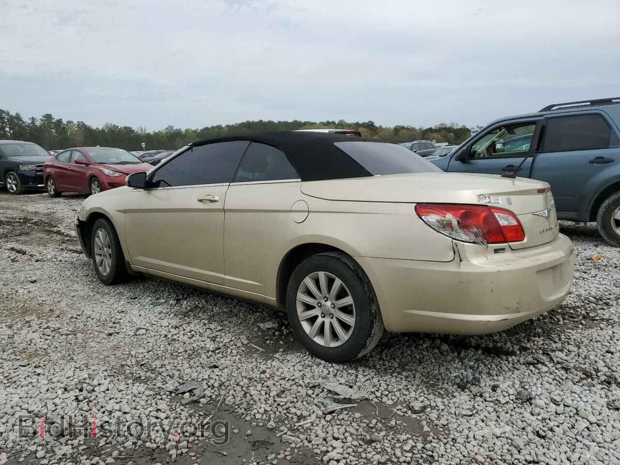 2010 CHRYSLER SEBRING - VIN: 1C3BC5ED4AN202700 - Фото 2