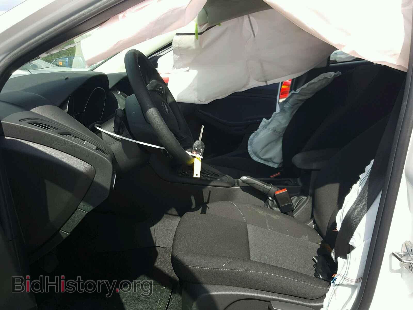 2017 FORD FOCUS - VIN: 1FADP3F25HL322298 - Photo 5