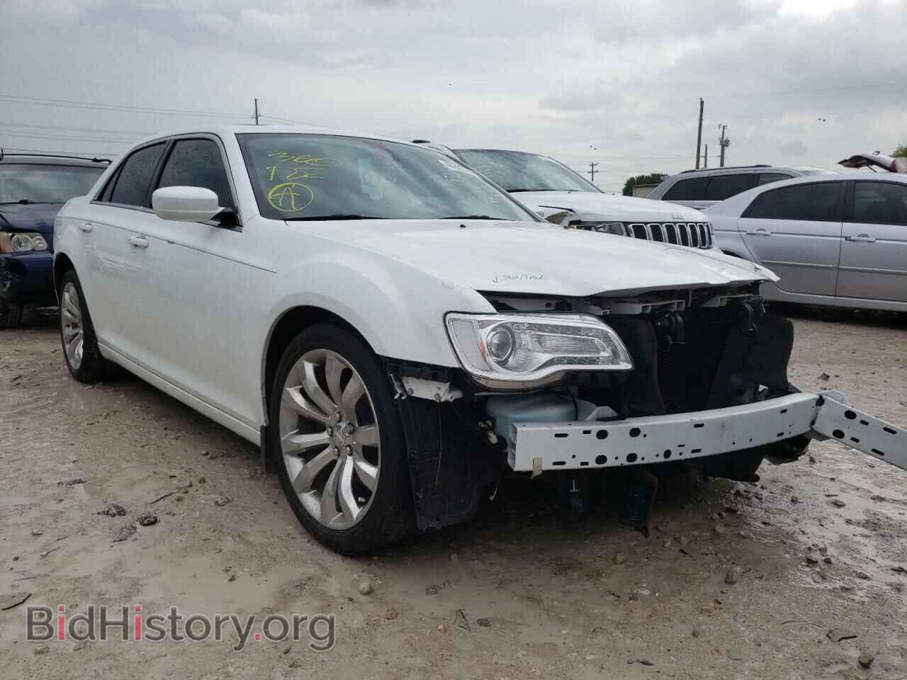 Фотография 2C3CCAAG8GH330906 - CHRYSLER 300 2016