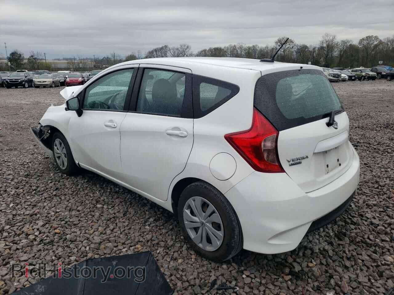 2017 NISSAN VERSA - VIN: 3N1CE2CP3HL354079 - Фото 2