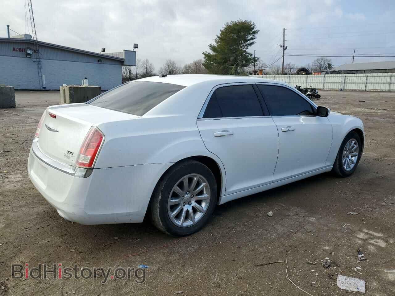 2014 CHRYSLER 300 - VIN: 2C3CCAAG0EH375805 - Фото 3