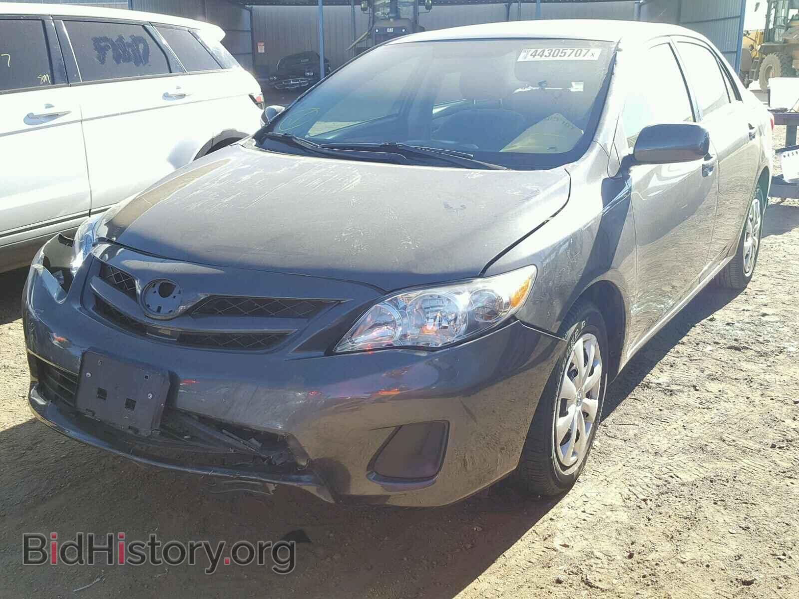 2011 TOYOTA COROLLA - VIN: 2T1BU4EE1BC550051 - Фото 2