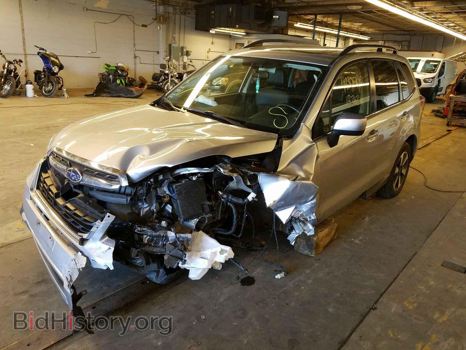 2017 SUBARU FORESTER - VIN: JF2SJAJC4HH575401 - Фото 2