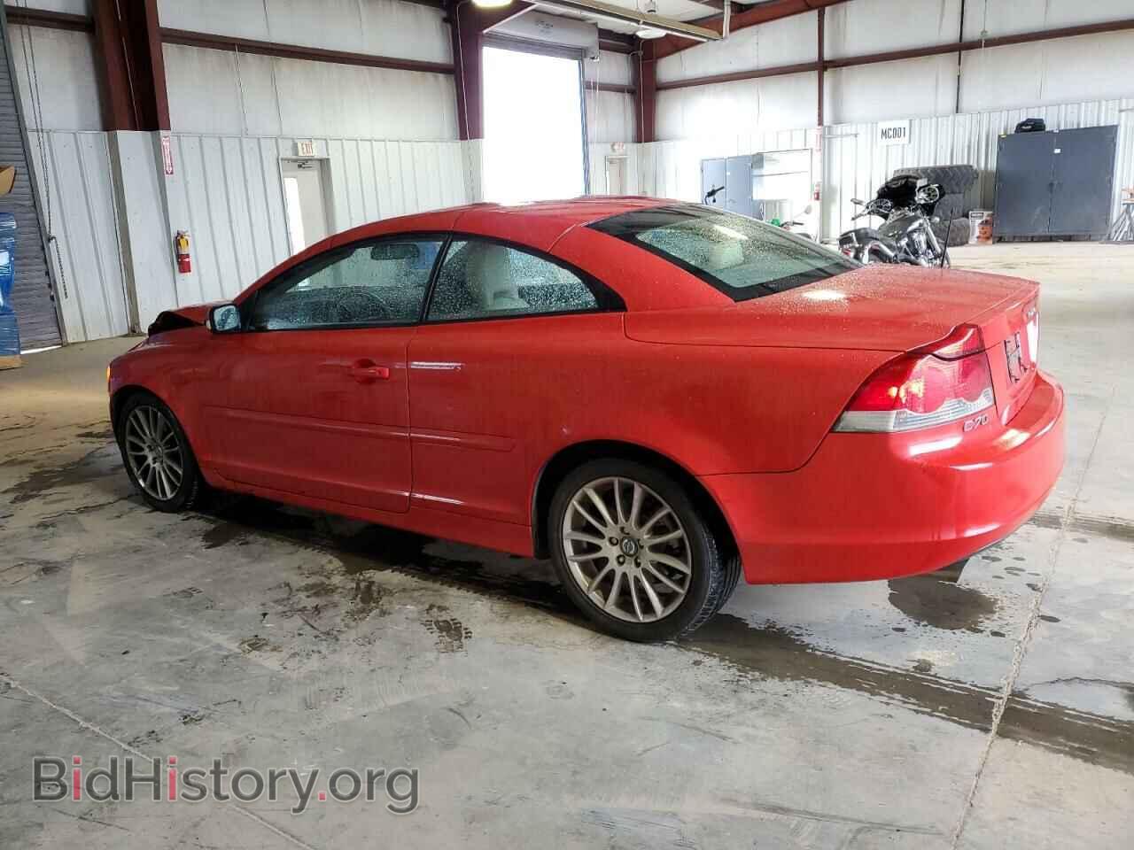 2007 VOLVO C70 - VIN: YV1MC68247J024396 - Фото 2