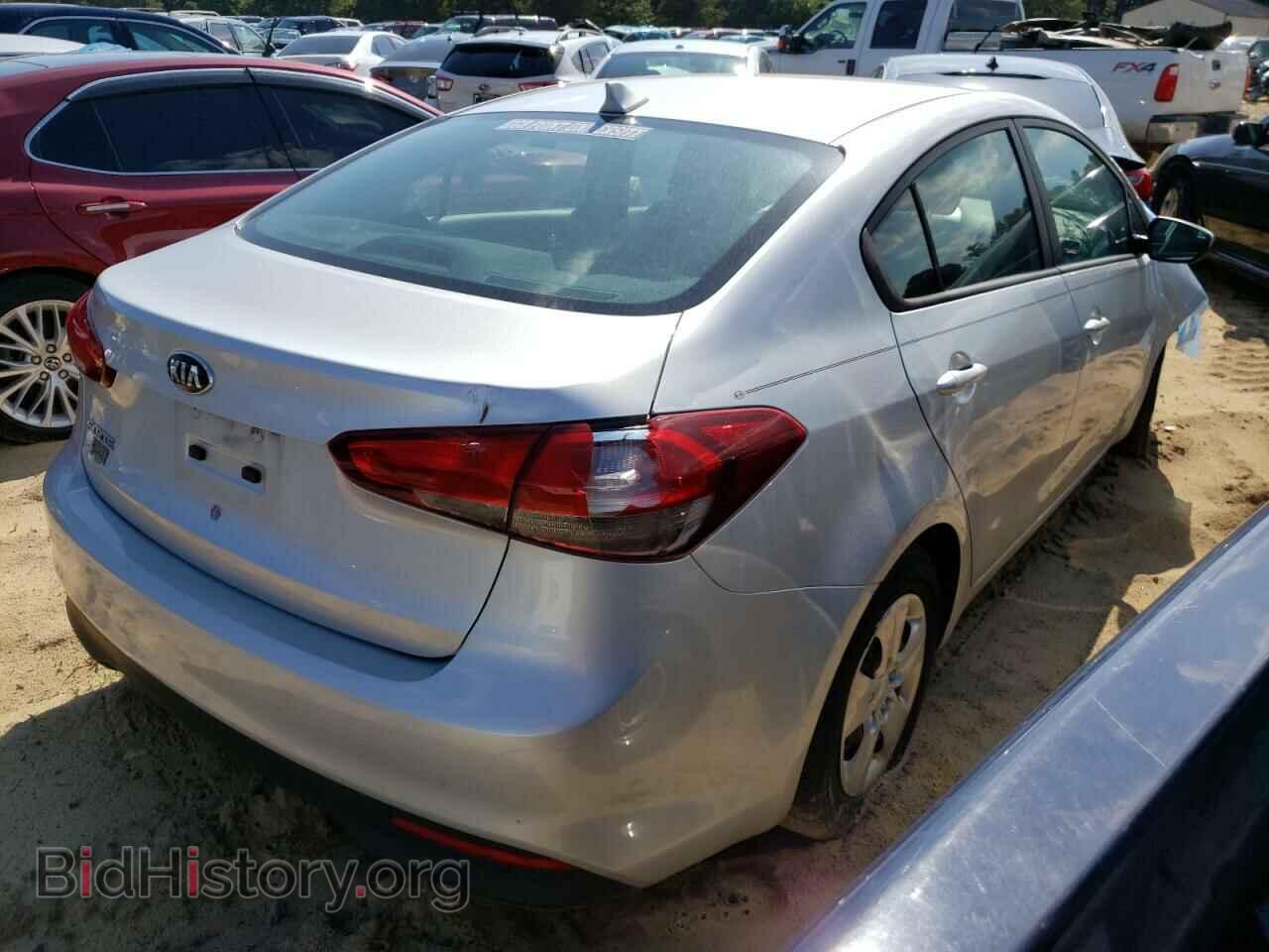 2017 KIA FORTE - VIN: 3KPFK4A78HE017672 - Фото 4