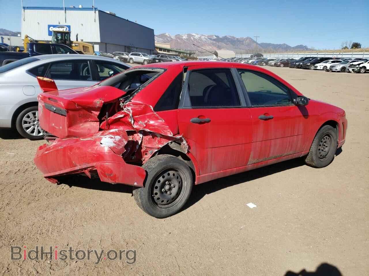 2007 FORD FOCUS - VIN: 1FAHP34NX7W194751 - Фото 3