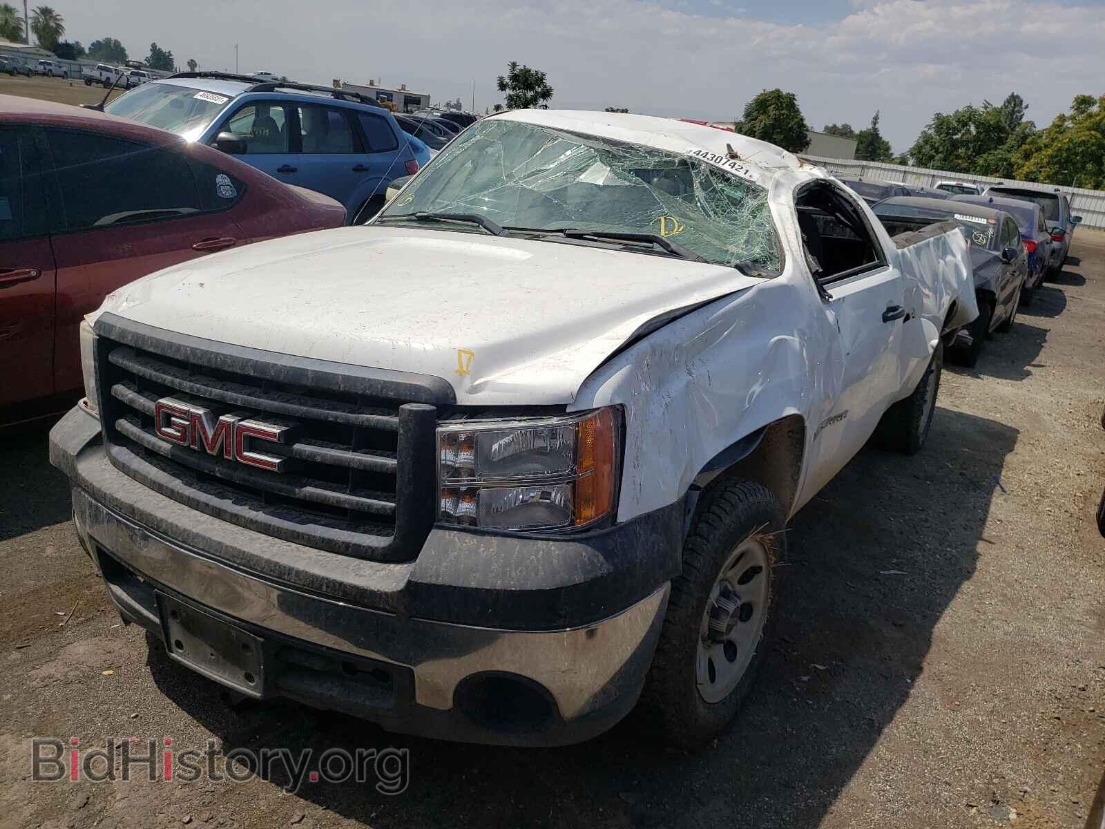 2007 GMC SIERRA - VIN: 1GTEC14C97E536613 - Фото 2