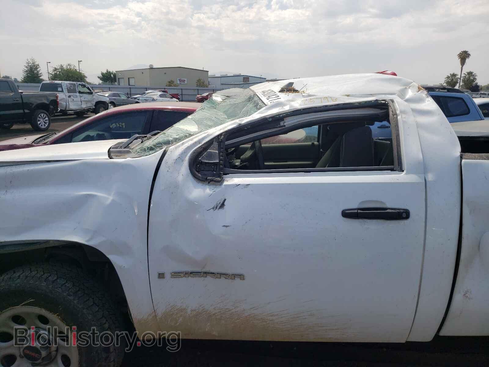 2007 GMC SIERRA - VIN: 1GTEC14C97E536613 - Фото 9