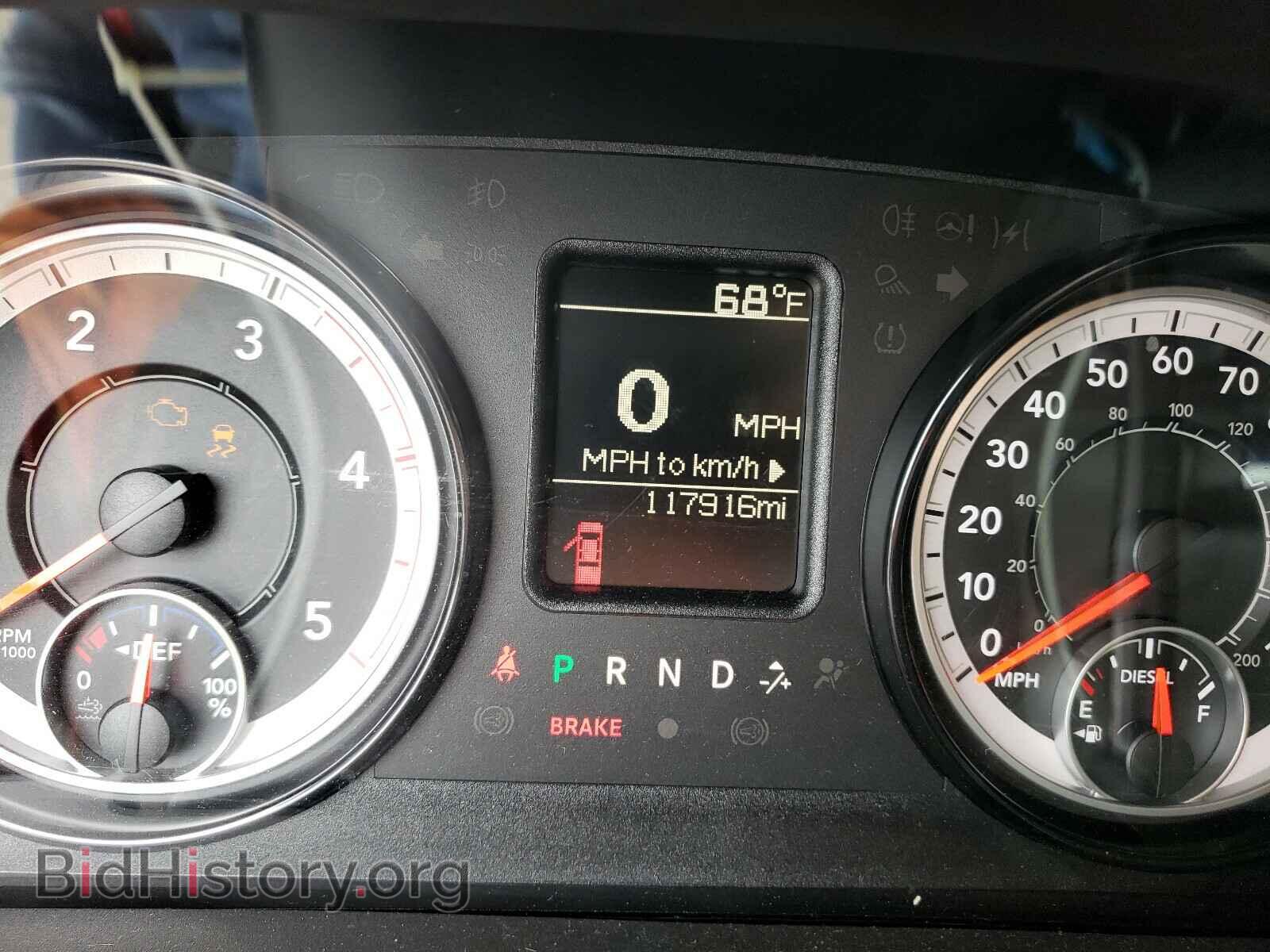 2017 RAM 2500 - VIN: 3C6UR5CL1HG772340 - Фото 8