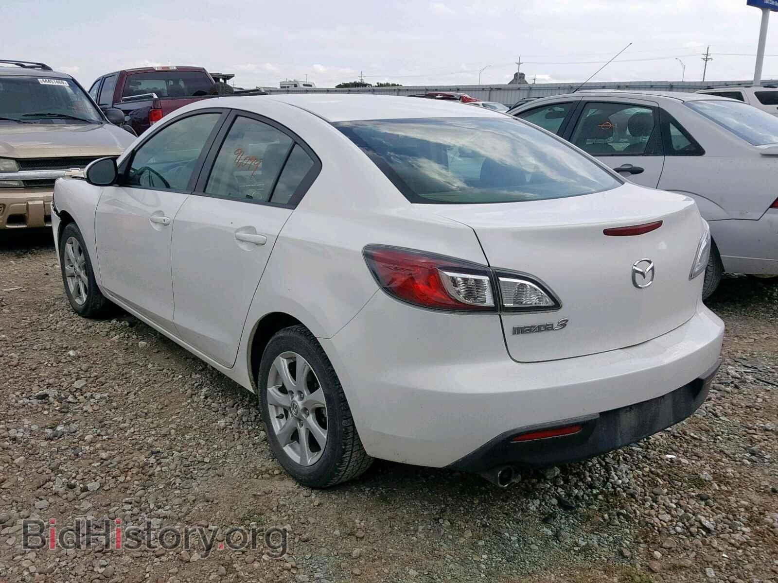 2011 MAZDA 3 - VIN: JM1BL1VF4B1901078 - Photo 3