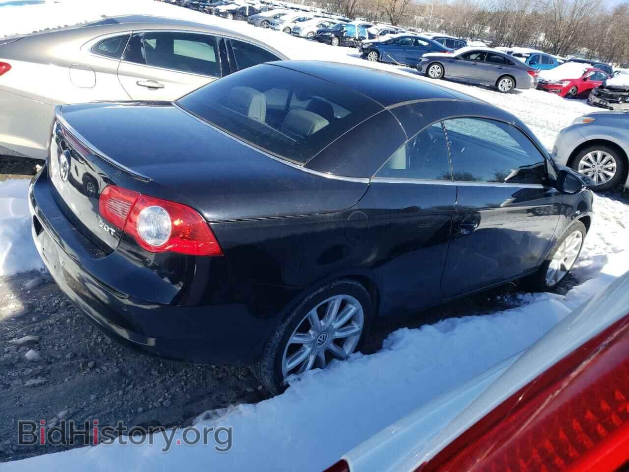 2011 VOLKSWAGEN EOS - VIN: WVWFW7AH5BV005447 - Фото 3