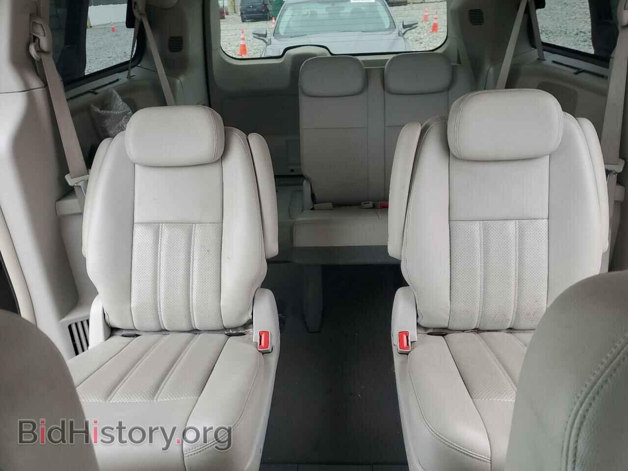 2009 CHRYSLER MINIVAN - VIN: 2A8HR54109R631318 - Фото 10