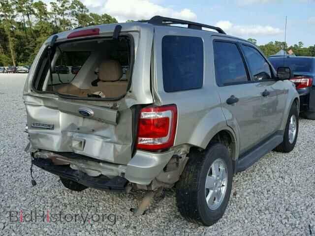 2011 FORD ESCAPE - VIN: 1FMCU0D72BKC10255 - Фото 4