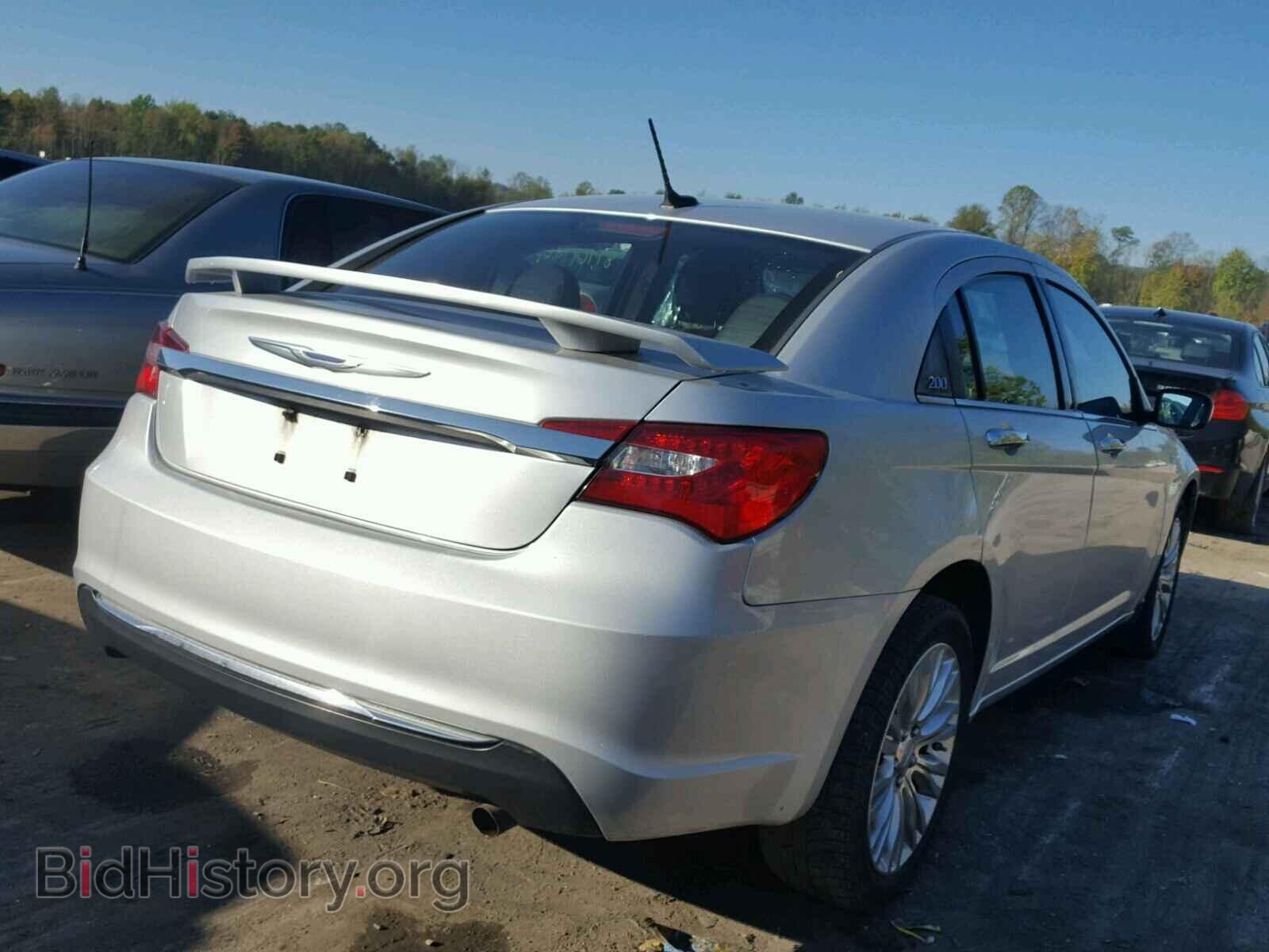 2011 CHRYSLER 200 - VIN: 1C3BC2FB8BN572223 - Фото 4