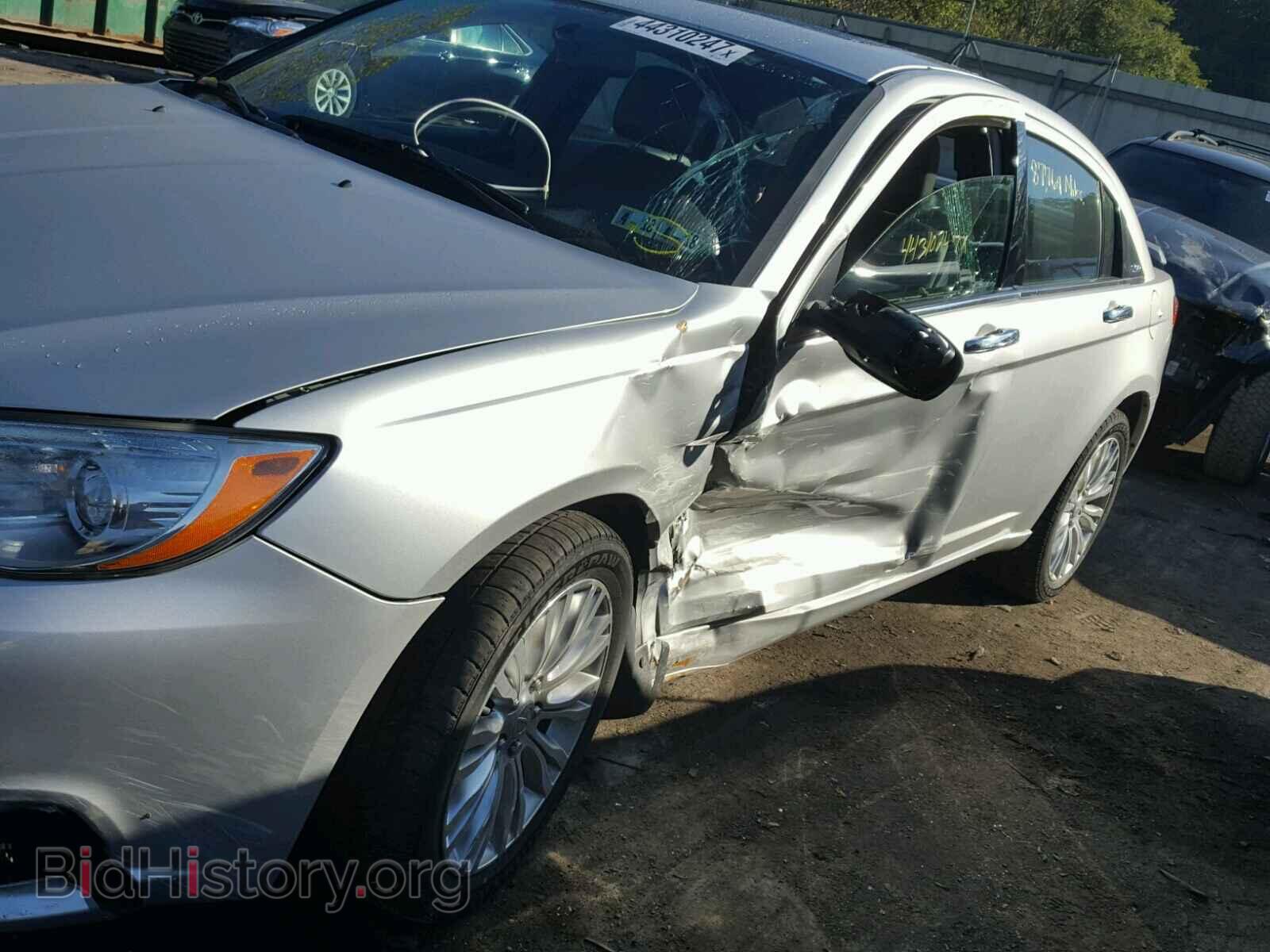 2011 CHRYSLER 200 - VIN: 1C3BC2FB8BN572223 - Фото 10