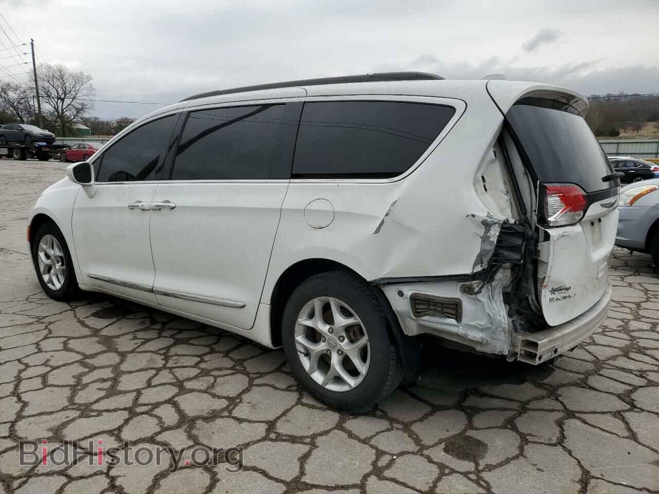 2017 CHRYSLER PACIFICA - VIN: 2C4RC1BG1HR668177 - Photo 2