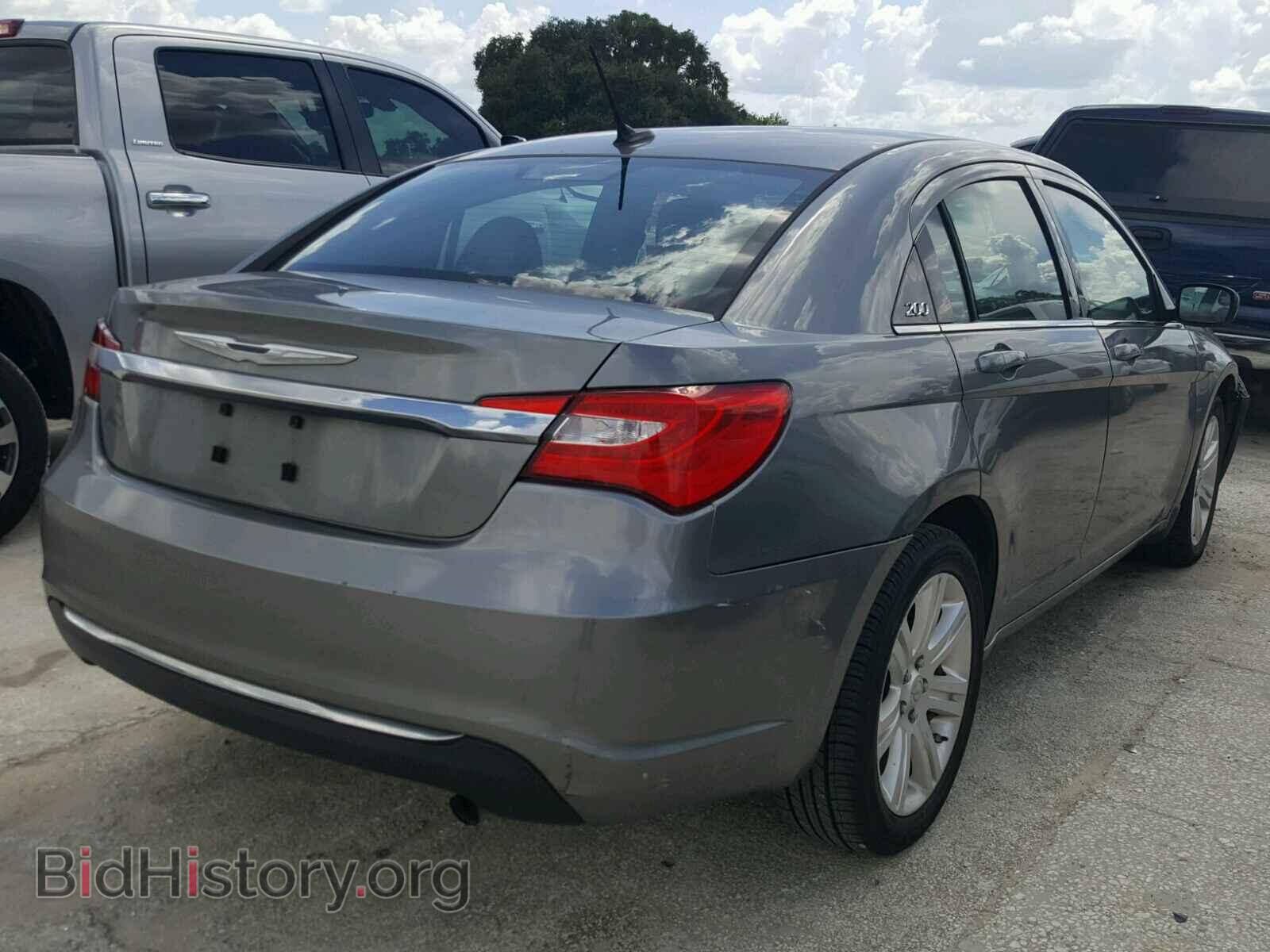 2013 CHRYSLER 200 - VIN: 1C3CCBAB4DN704909 - Фото 4