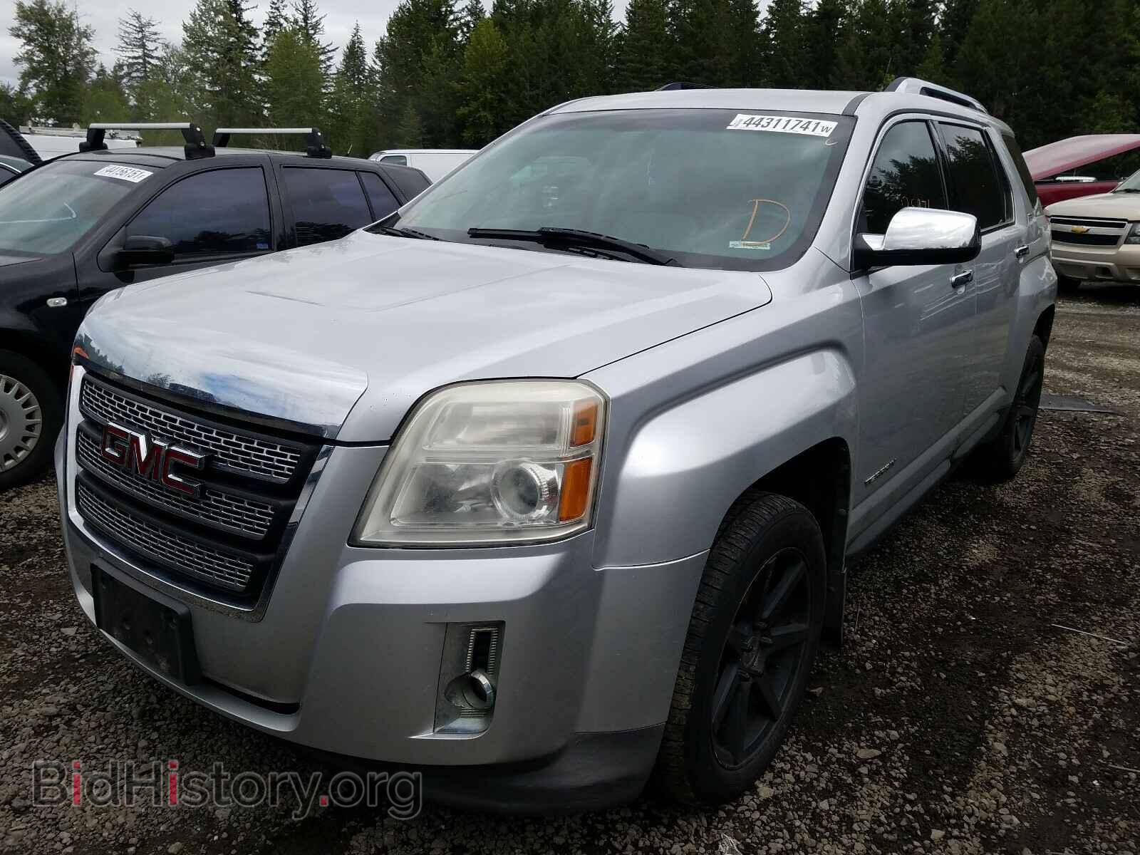 2011 GMC TERRAIN - VIN: 2CTFLXE53B6416752 - Photo 2