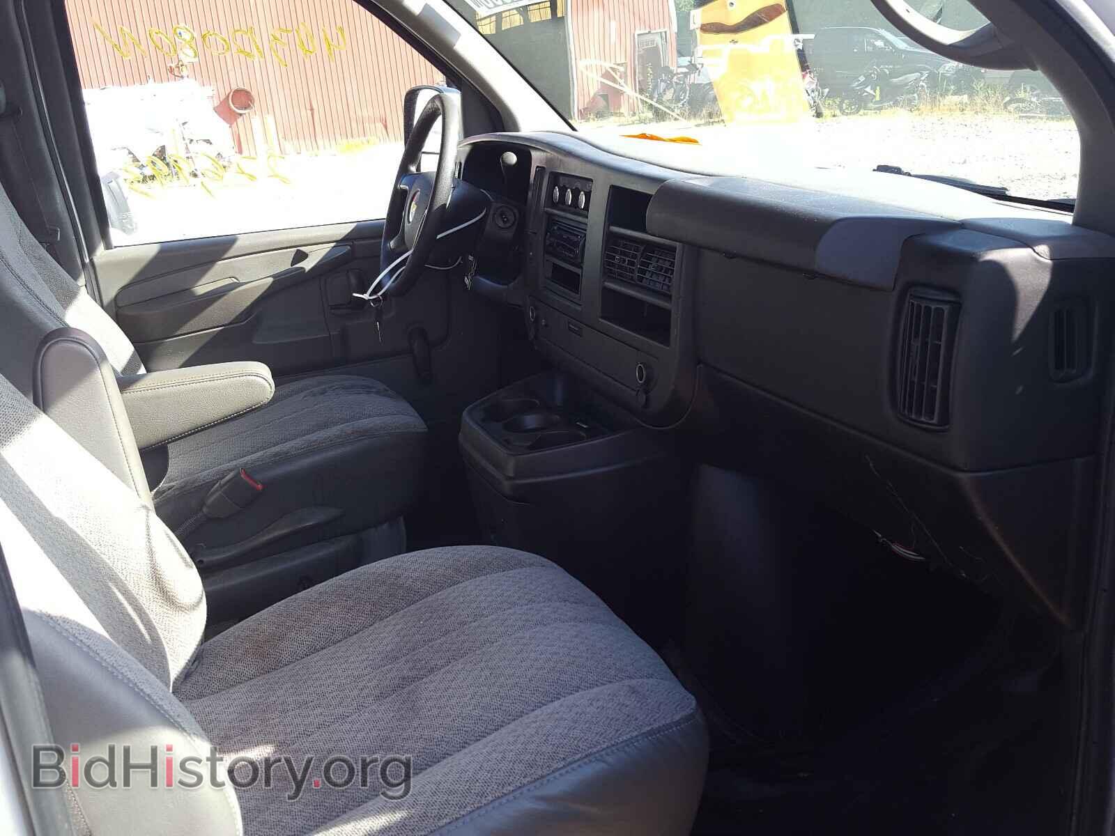 2011 CHEVROLET EXPRESS - VIN: 1GCSGAFX0B1107190 - Фото 5