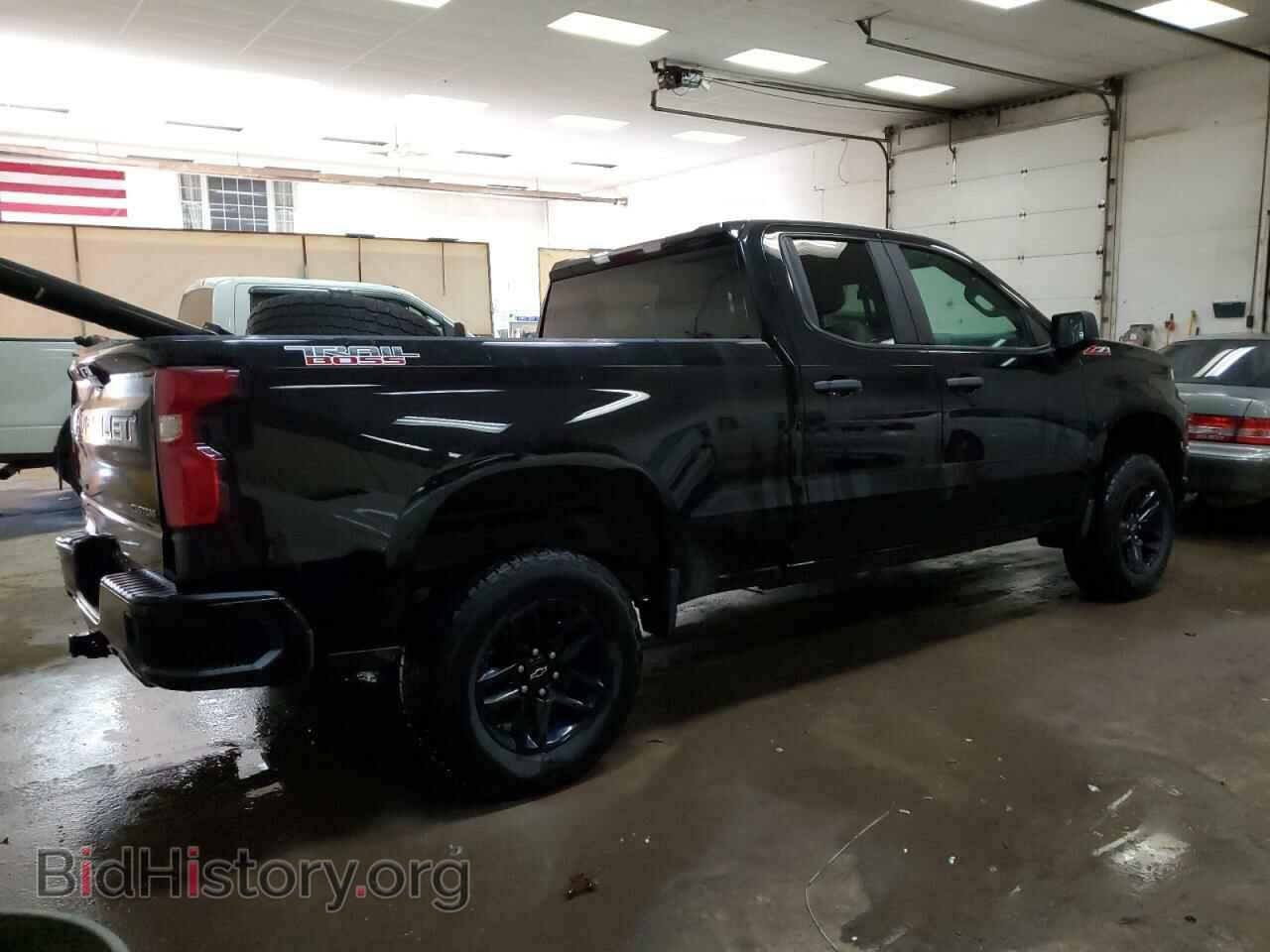 2019 CHEVROLET SILVERADO - VIN: 1GCRYCEF4KZ337106 - Фото 3