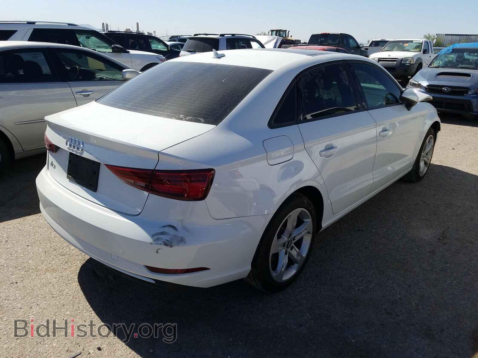 2018 AUDI A3 - VIN: WAUAUGFF3J1027005 - Фото 4