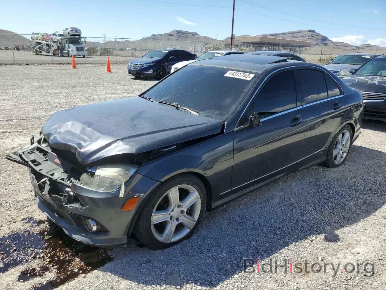 Photo WDDGF8BB6AR123198 - MERCEDES-BENZ C-CLASS 2010