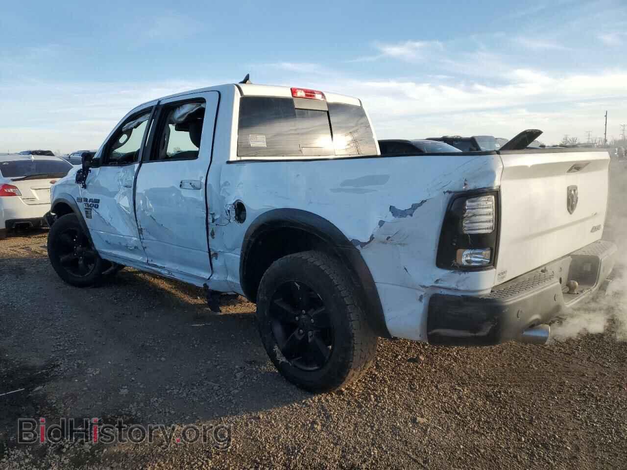 2019 RAM 1500 - VIN: 1C6RR6LT2KS661372 - Фото 2