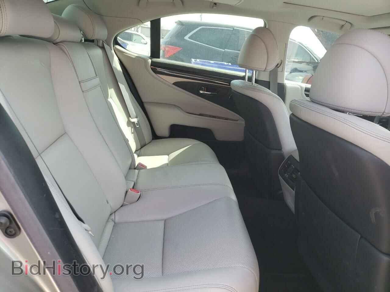 2016 LEXUS LS460 - VIN: JTHBL5EF7G5143016 - Фото 10