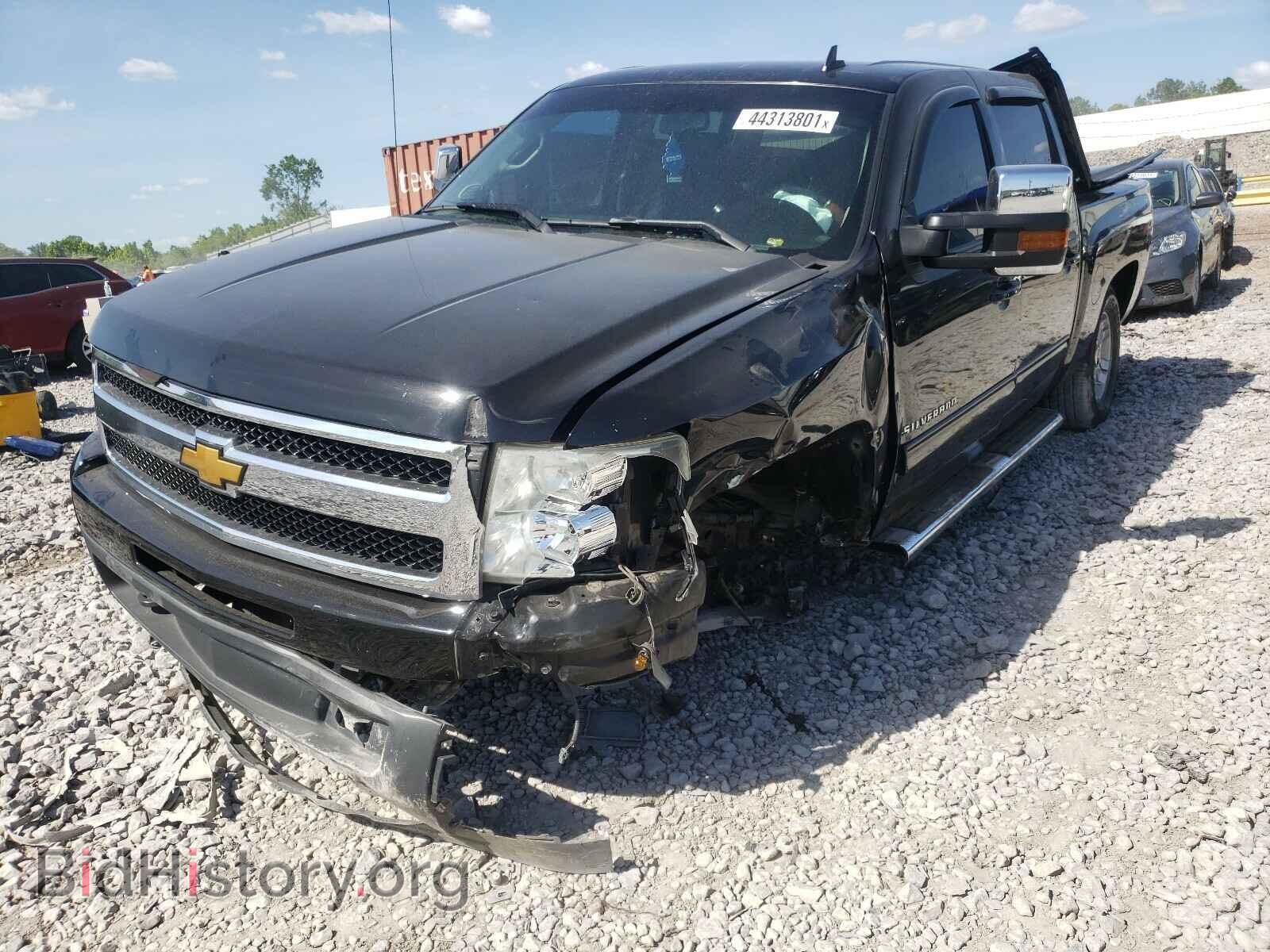 2011 CHEVROLET SILVERADO - VIN: 3GCPKTE32BG143673 - Фото 2