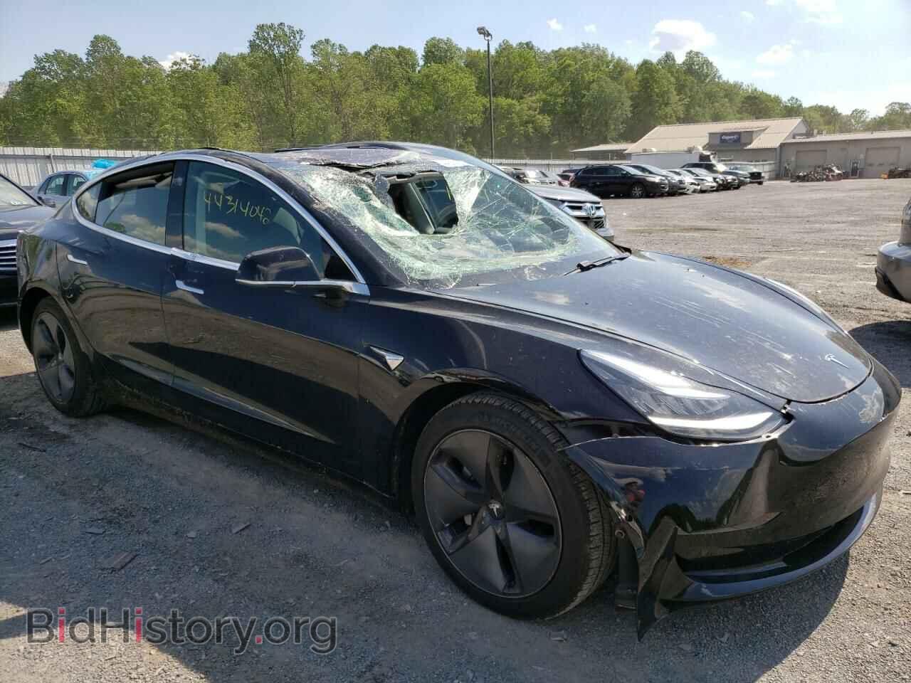 Фотография 5YJ3E1EB9JF130442 - TESLA MODEL 3 2018