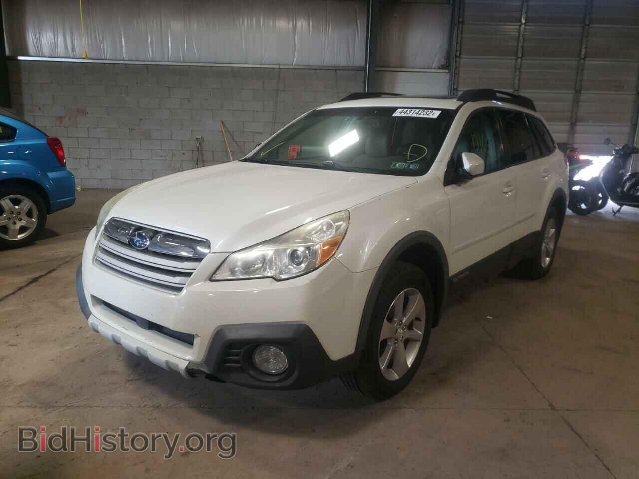 2014 SUBARU OUTBACK - VIN: 4S4BRBMC4E3210147 - Photo 2
