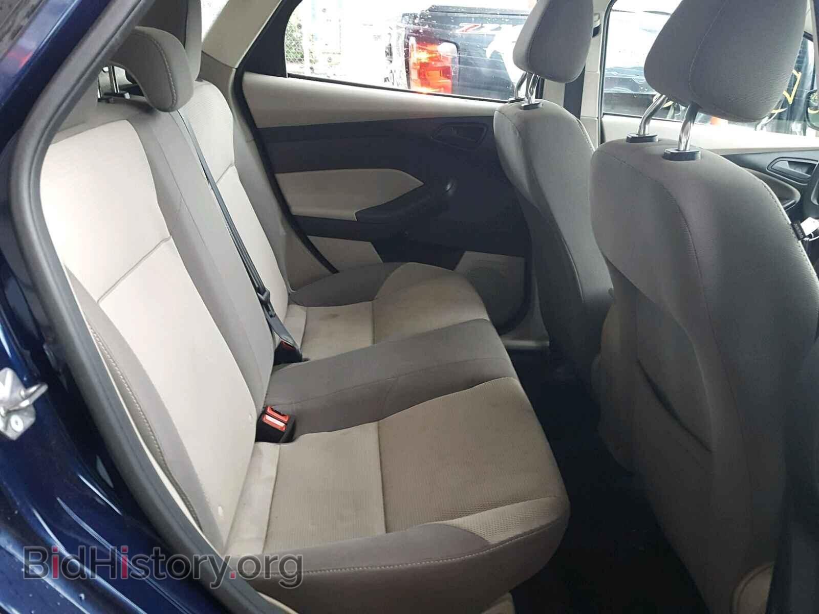 2012 Ford FOCUS (VIN 1FAHP3F23CL164456) — фото 6 из 10